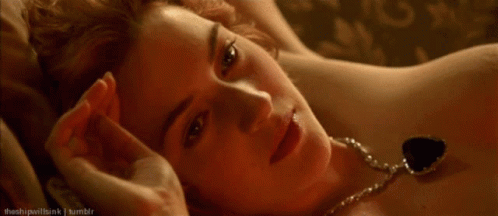 5 cảnh nóng khiến diễn viên nhục nhã, sôi máu: Mỹ nữ Titanic xấu hổ chưa căng bằng huyền thoại tát đạo diễn vì bị lừa lộ hàng - Ảnh 1.