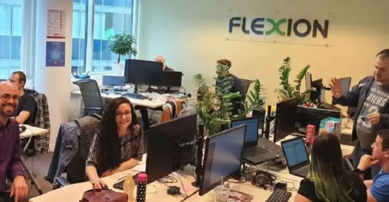 Flexion Mobile liên kết với TikTok.
