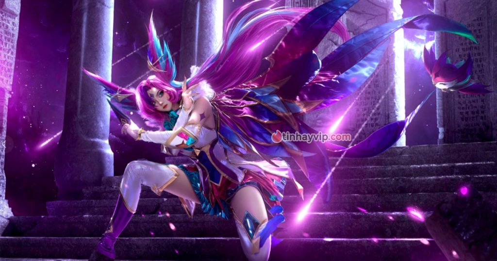 Tiểu Nhu cosplay Xayah vệ binh tinh tú khiến fan cực lú vì không phân biệt được đâu là bản gốc