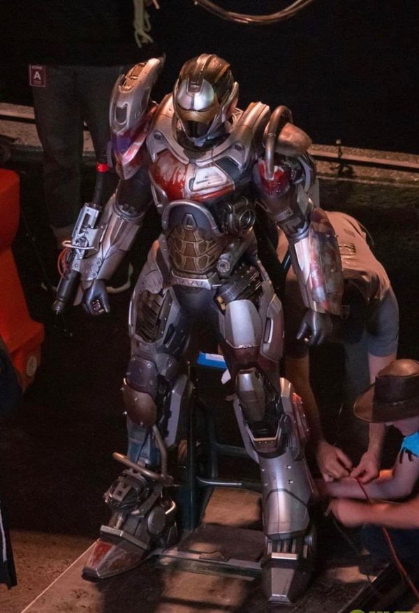 Tạo hình bộ giáp của Ironheart khiến các fan liên tưởng ngay đến'War Machine'