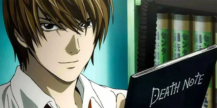 Light Yagami hành động tử tế để che giấu ý định độc ác của mình (Death Note)