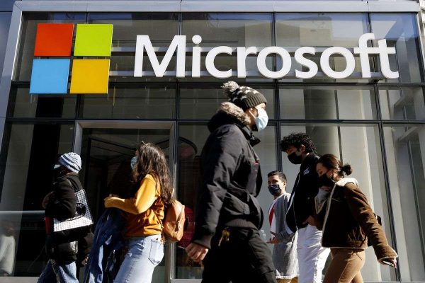 Microsoft muốn thâu tóm nhiều công ty.