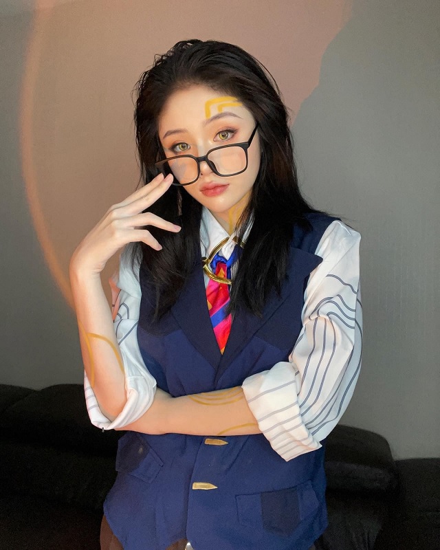 cung lam quen voi mao hie nu cosplayer la sinh vien truong rmit 18 .0675