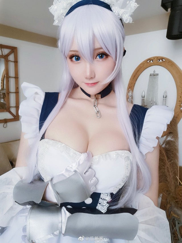 Gái xinh thì ai cũng thích, nhưng xinh như Belfast phiên bản cosplay nóng bỏng thế này thì ai mà chịu được - Ảnh 14.