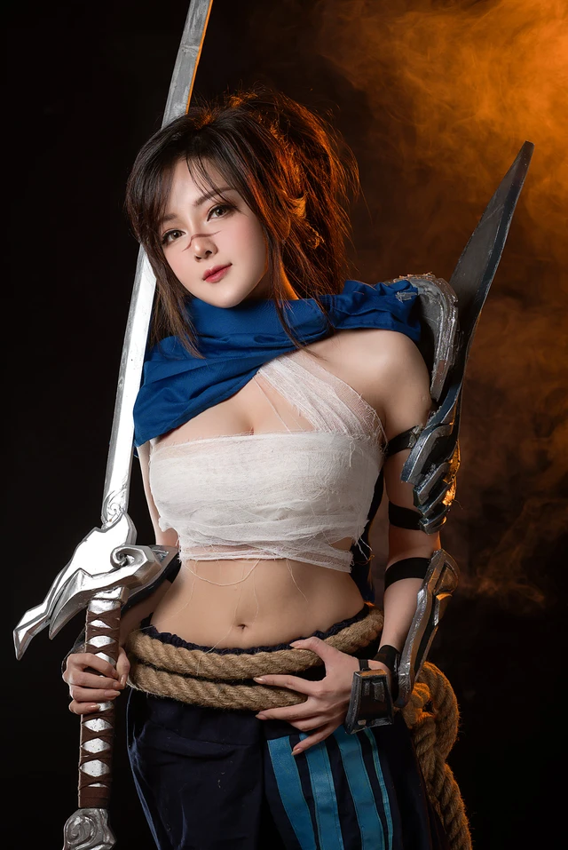 Thánh nữ cosplay quay lại khiến các fan nam vẫn đắm đuối như thuở nào