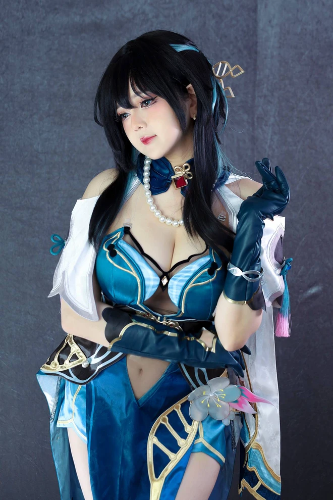 Thánh nữ cosplay quay lại khiến các fan nam vẫn đắm đuối như thuở nào