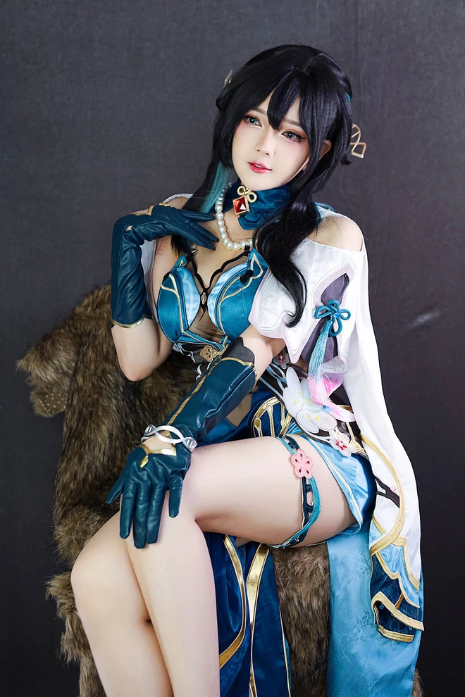 Thánh nữ cosplay quay lại khiến các fan nam vẫn đắm đuối như thuở nào